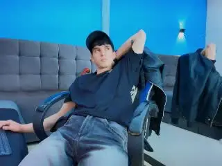 Xlovecam Private Sex Chat of JheamPiero