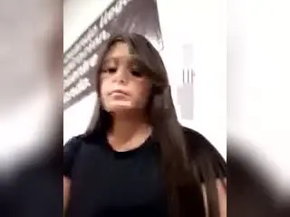 Xlovecam Live Sex of VictoriaWaynes