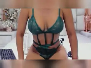 Xlovecam Watch Live Sex Cams of KendraMiler