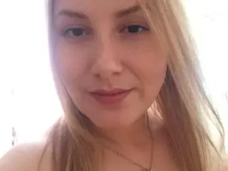 Xlovecam Live Sex of HanterHellen
