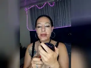 Xlovecam Live Sex of JessyLuxs