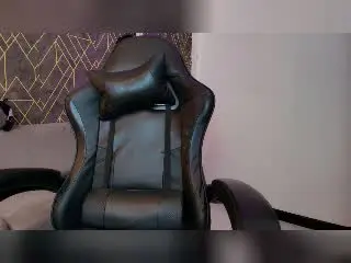 Xlovecam Free Porn Cam of TaharaRomanov