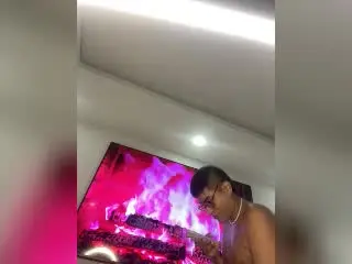 Xlovecam Best live sex cam show of MaryAndy