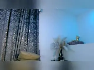 Xlovecam Adult Webcam of LilithWalker