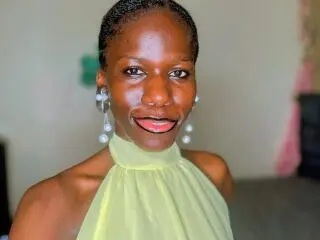 Xlovecam Sex Cam of KharlaQueen