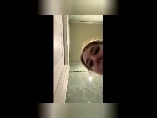 Xlovecam Best live sex cam show of RobbieElsa