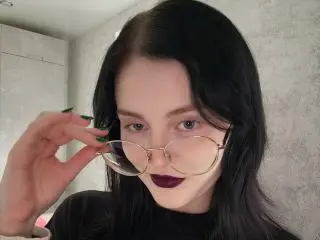 Xlovecam Live Sex Cam of MakedaRiedell