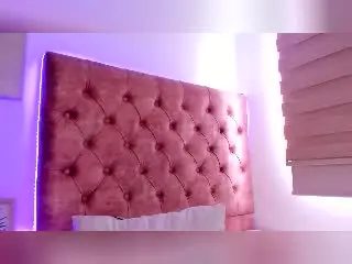 Xlovecam Free Live Porn of SweetieAlice69