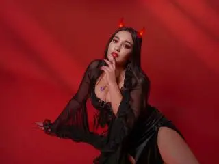 Xlovecam Adult Webcams of GoldenHear