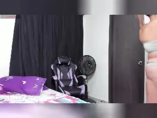 Xlovecam Adult Webcam of AllisonJustingb