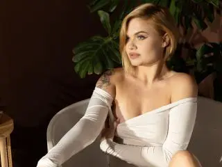 Xlovecam Private Sex Chat of IvorySoul