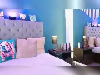 Xlovecam Sex Chat of VanessaClose