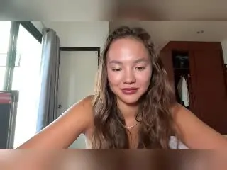 Xlovecam Nude Webcam of MyrtisTonti