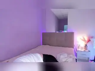 Xlovecam Live Sex Cam of NikkiBust