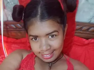 Xlovecam Best Webcam of MariahSquirting69