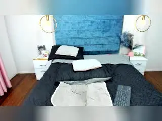 Xlovecam Sex Chat of NoemiSky