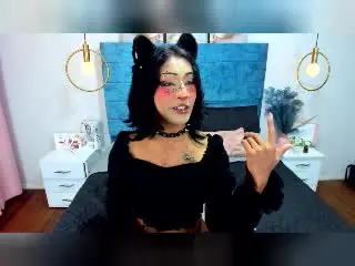 Xlovecam Adult Webcam of NoemiSky