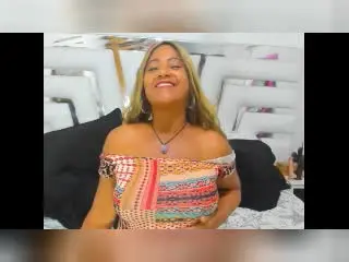 Xlovecam Live Sex of SarahJonesX