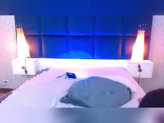 Xlovecam Nude Webcam of ZoeRedds