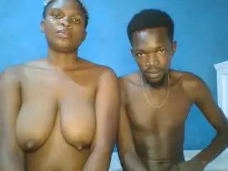 Xlovecam Watch Live Sex Cams of ThearoMuse