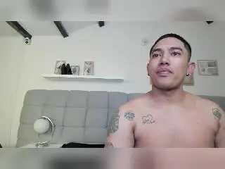 Xlovecam Sex Chat of EroticXSins