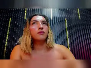 Xlovecam Live Sex Cam of TommyTS