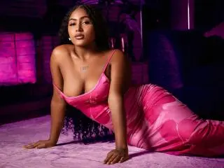 Xlovecam Live Sex of AmberQueeny