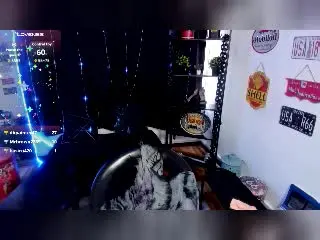 Xlovecam Adult Video Chat of VenusMiller