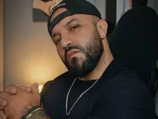 Xlovecam Nude Webcam of BardoCkroy69