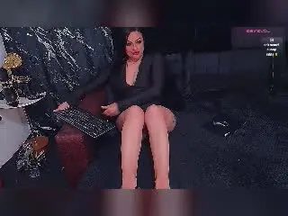 Xlovecam Adult Video Chat of VixenSelena