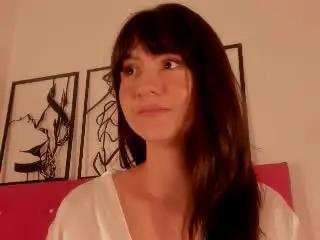 Xlovecam Live Sex Cam of KariCarter