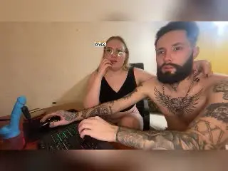 Xlovecam Free Live Porn of MikeAndAnna