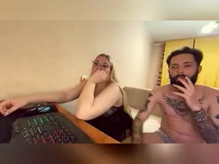 Xlovecam Sex Chat of MikeAndAnna