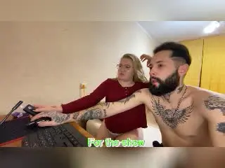 Xlovecam Adult Webcam of MikeAndAnna