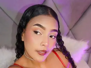 Xlovecam Live Sex Cam of SerenaWagner