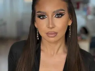 Xlovecam Free Live Porn of LunaMuze