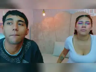 Xlovecam Private Sex Chat of AnyelinAndMark