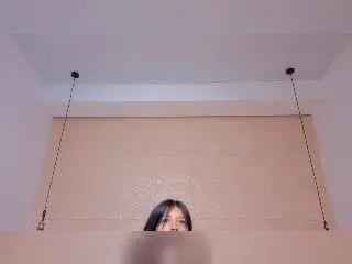 Xlovecam Sex Cam of YinelaOslen