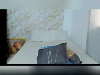 Xlovecam Best live sex cam show of MiaHopson