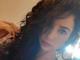 Xlovecam Free Live Porn of SexyKonnyX