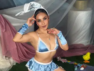 Xlovecam Free Live Porn of VivienneWest