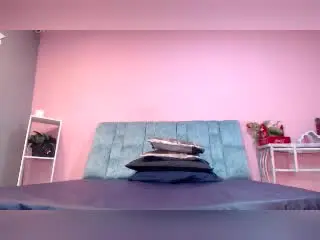 Xlovecam Private Sex Chat of PaulinaColemann