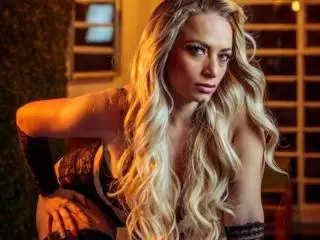 Xlovecam Free Porn Cam of JeaninexScott