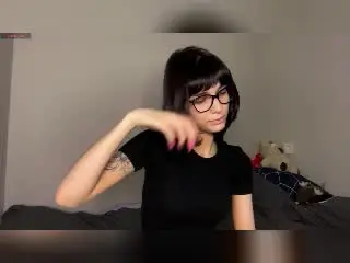 Xlovecam Live Porn of ErynAttridge