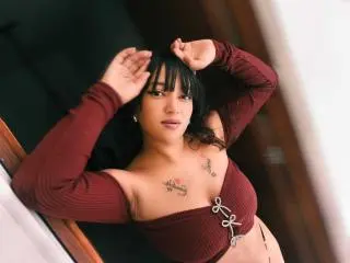 Xlovecam Live Sex of NicoleMartins