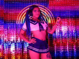 Xlovecam Watch Live Sex Cams of KoralineMiller
