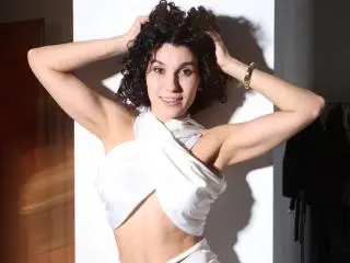 Xlovecam Live Sex of CurliestSue