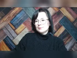 Xlovecam Adult Video Chat of MarieSho