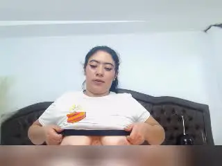 Xlovecam Free Porn Cam of ErikaFox