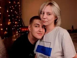 Xlovecam Watch Live Sex Cams of BlondIce